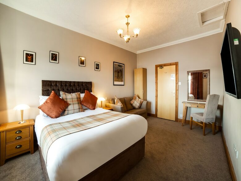 Hotel Oyo Chandlers