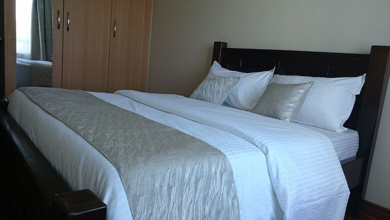Tomax Apartments Brooks