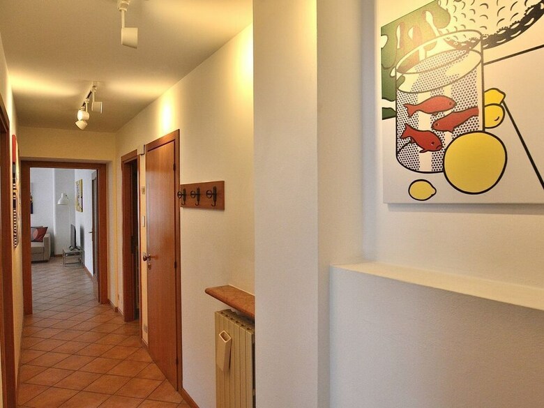 Pop Art Apartment In Downtown