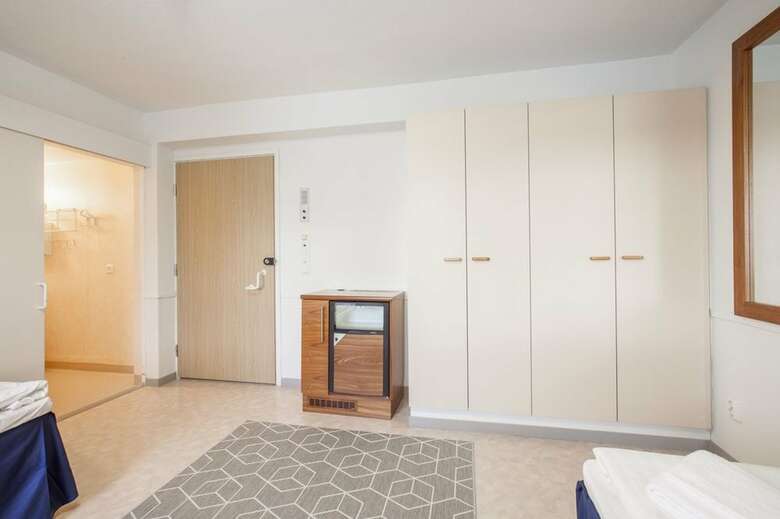 Budget Hotel Easystay