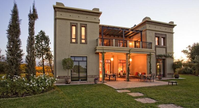 Villa Avec Piscine Priv�e Et Golf