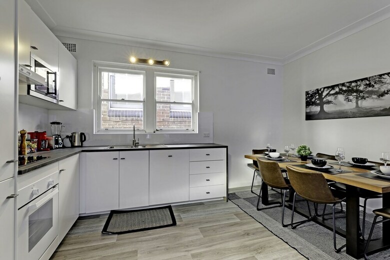 4 Br Apartment Short Walk To Bondi Beach