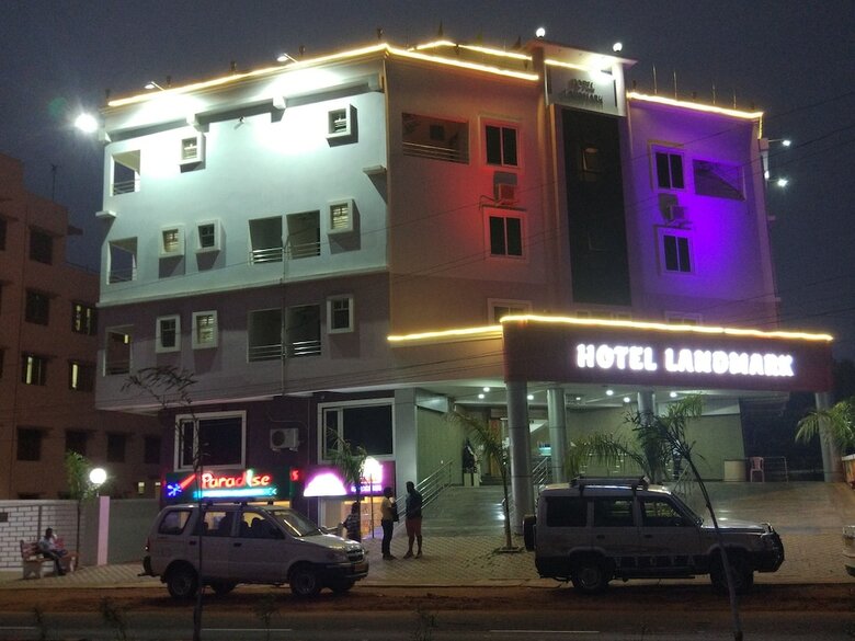 Hotel Landmark