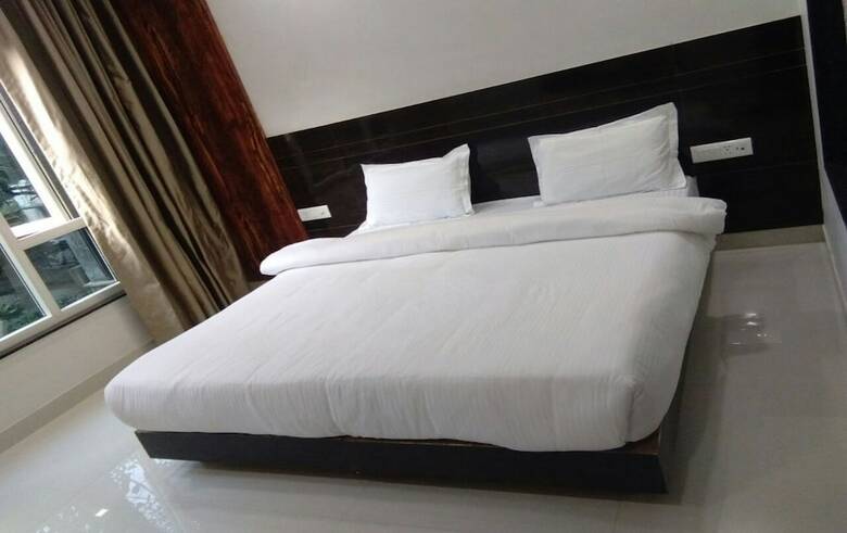Hotel Sopan Heights