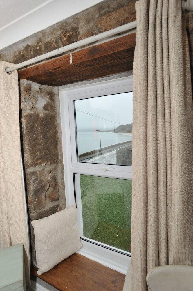 Bed & Breakfast Sea View Guest House