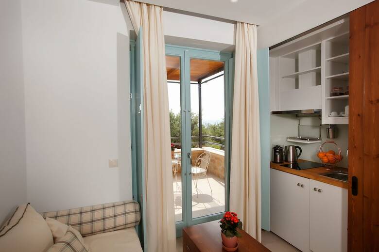 Apartamentos Lithos Guesthouse Kardamili