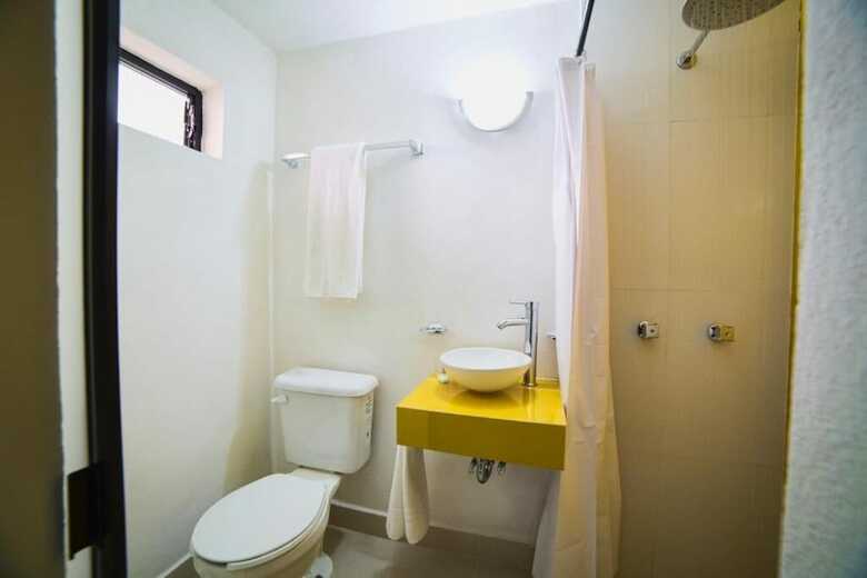 Los Altos Hotel