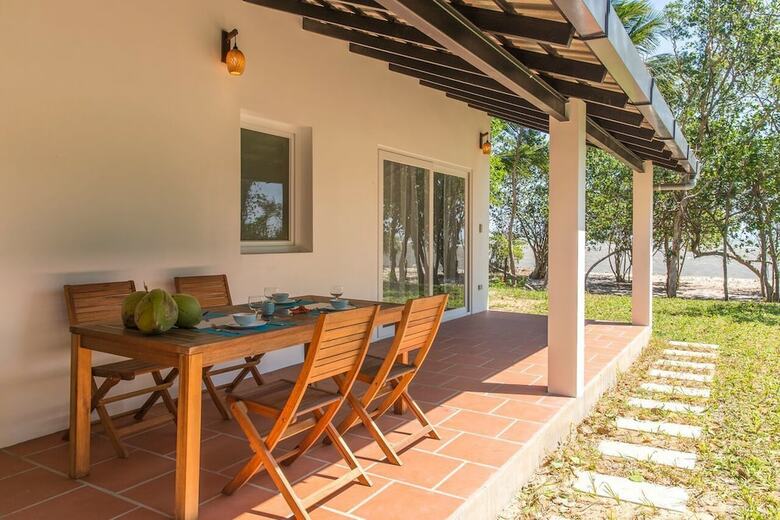 Cashew Cashew Villa