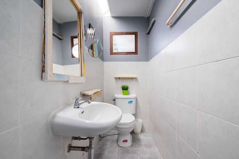 Hotel Surf House Hua Hin