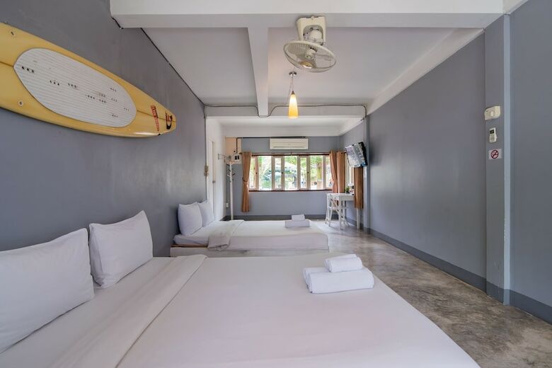 Hotel Surf House Hua Hin