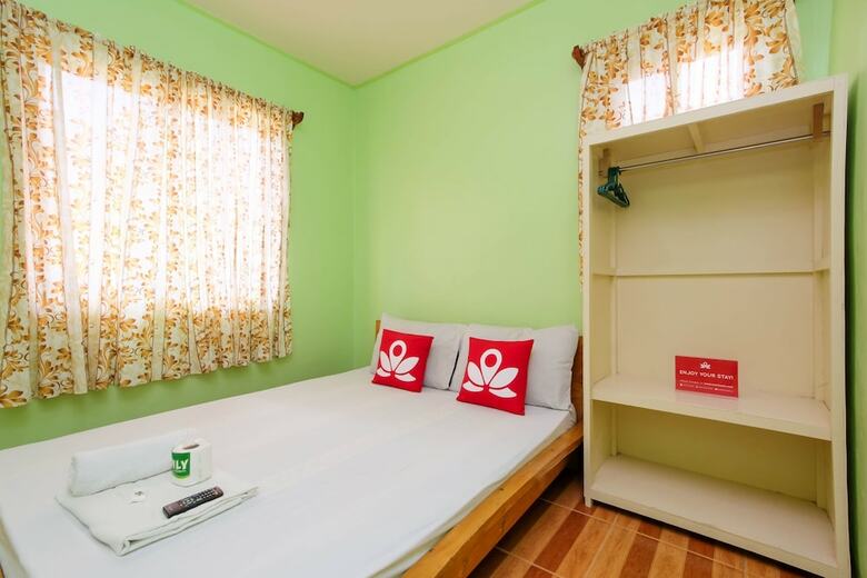 Hotel Zen Rooms Basic Replica Manor Siquijor