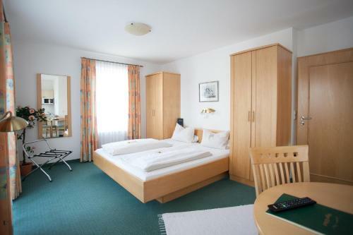 Hostal Landgast-hotel Egger St�berl (superior)