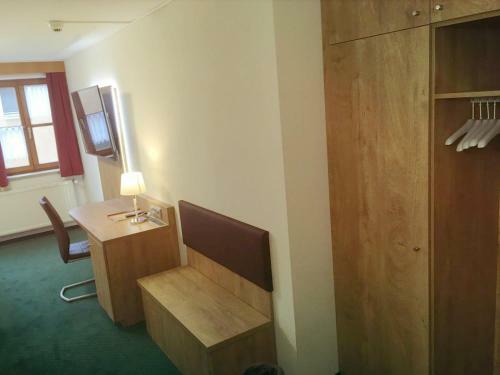 Hostal Hotel Gasthof Zum L�wen