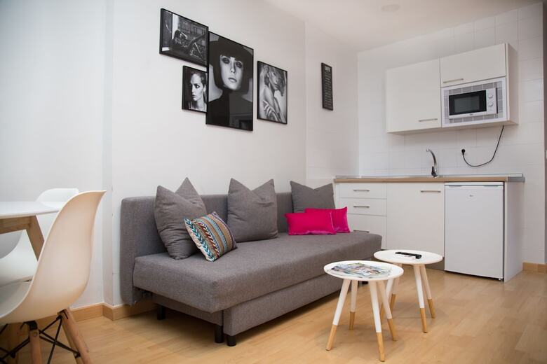 Apartamentos Nahira Suites 3000