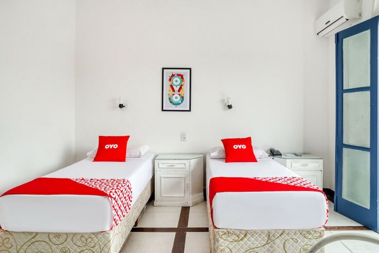 Hotel Oyo Mara Palace