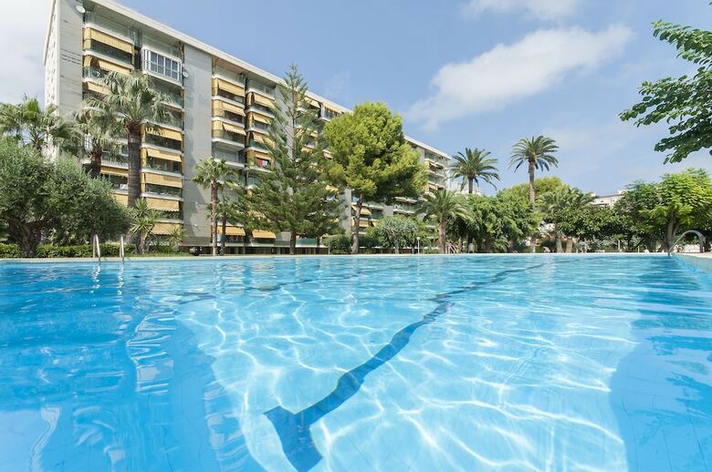 Apartamentos Parque Del Puerto
