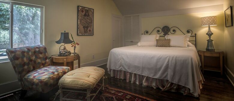 Bed & Breakfast The Olive Tree Court