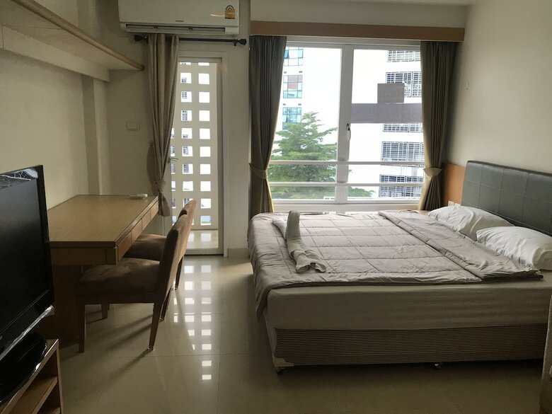 Hotel I-house By Jenny