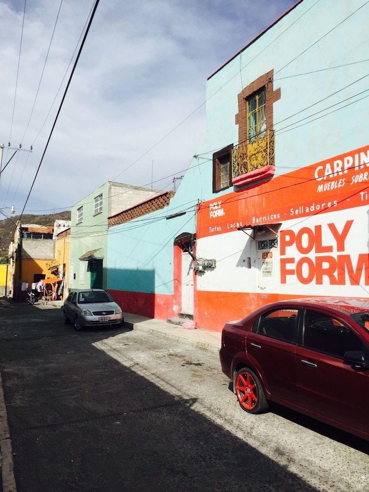 Hotel Downtown Pachuca