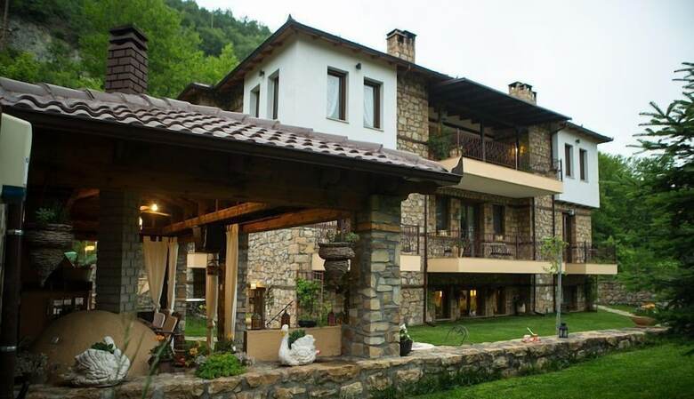 Hotel Archontiko Emmanouilidi Suites