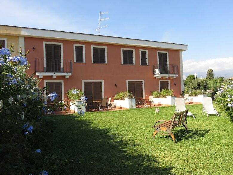 Apartamentos Residence Trinacria
