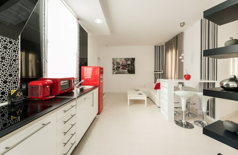 Apartamentos Plaza de La Morer�a City Center