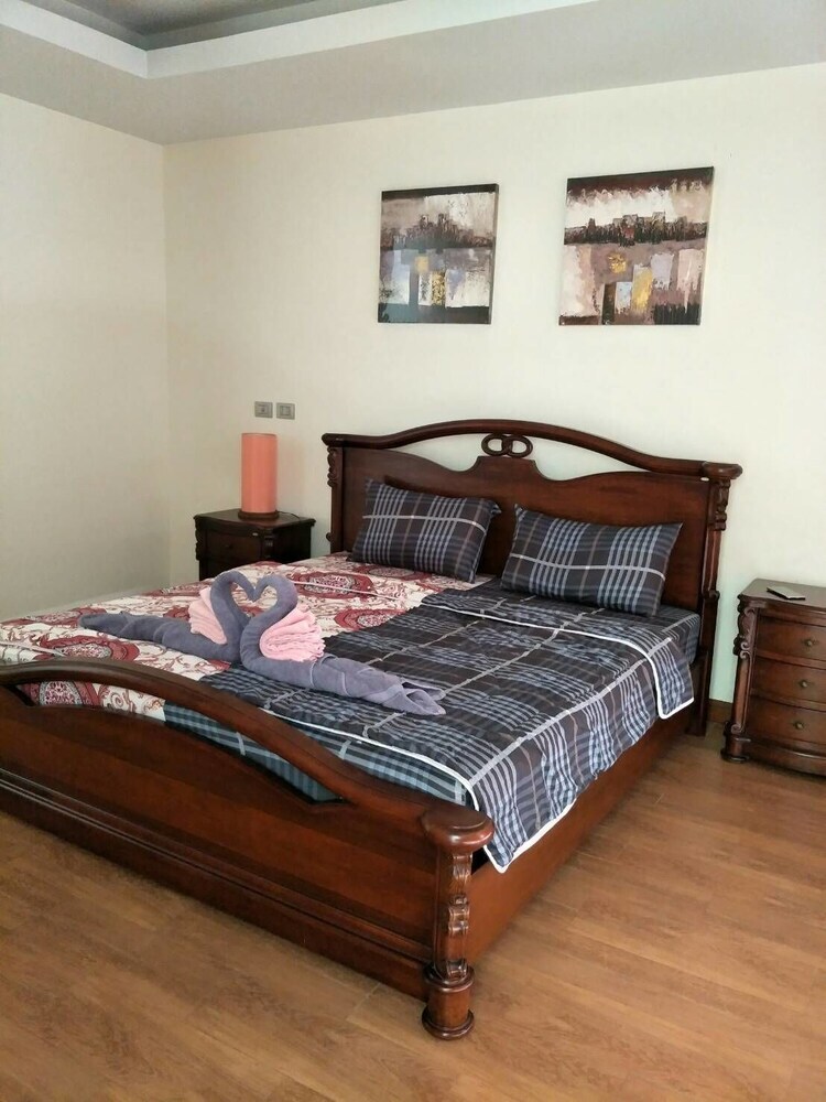 Holiday 3 Bed Room Tanode Villa