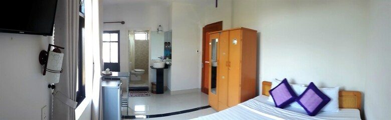 Hotel Pink House Homestay