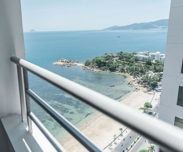 Aparthotel Beach Front Oceanous Apartment