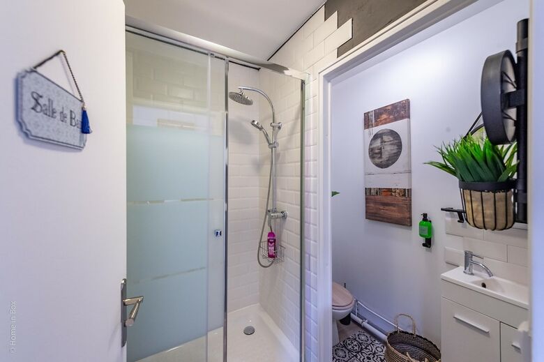 Frenila 2 Bedrooms Apartment - 8 People