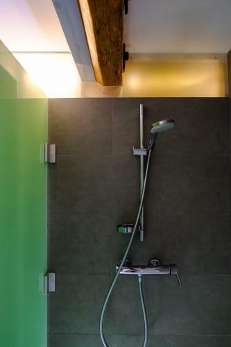 Hostal Rheinriver Guesthouse - Art Hotel