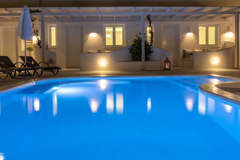 Hotel Ambience Suites