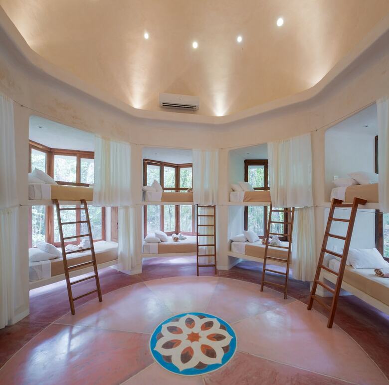 Hotel Holistika
