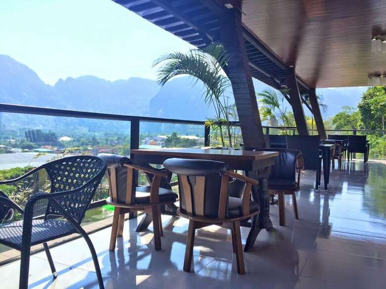 Hotel Blue Mountain Phangnga Resort