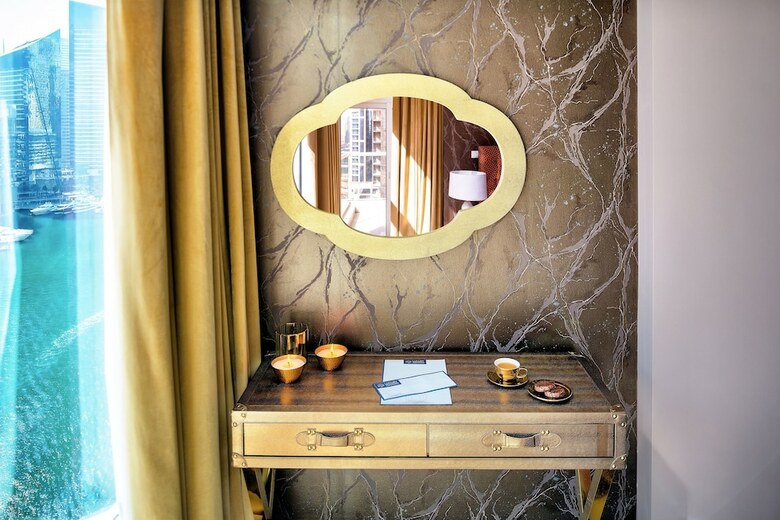 Luxury Staycation - Continental Tower