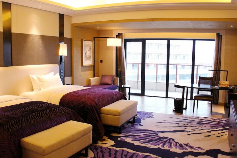 Wuhan Liantou Penisula Hotel & Resort