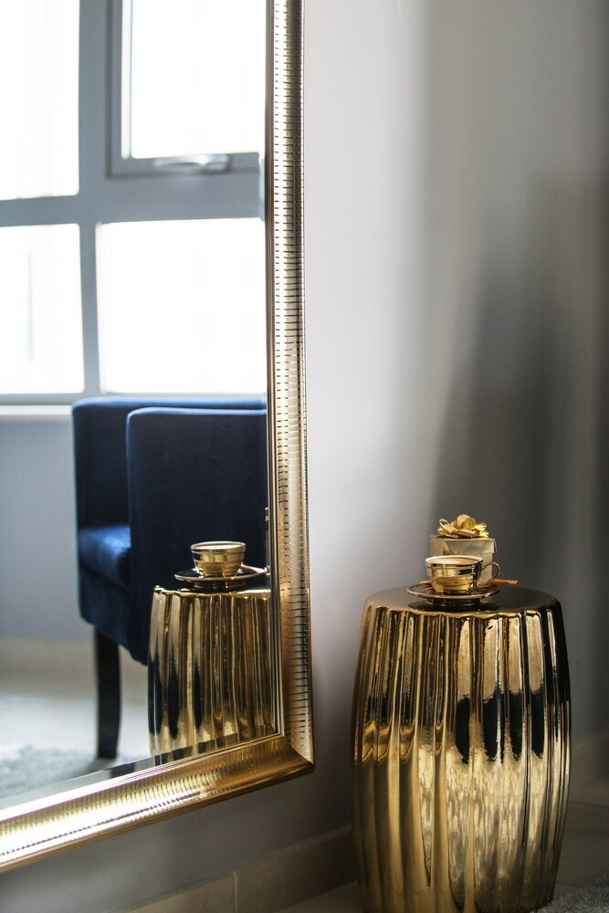 Luxury Staycation - The Residences Tower