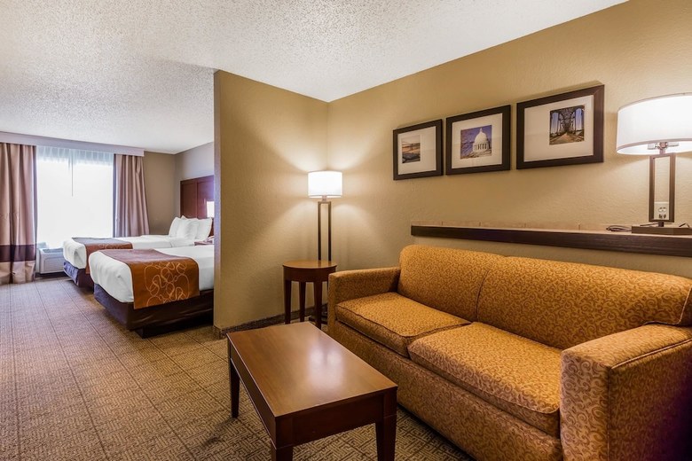 Hotel Comfort Suites Jonesboro University Area