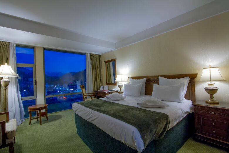 Hotel Ramada By Wyndham Brasov