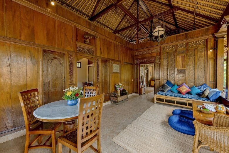 Hotel Kebun Indah