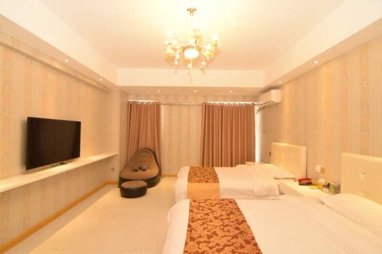 Luoyang Jiayue Theme Hotel