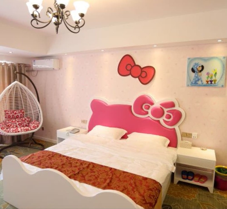 Luoyang Jiayue Theme Hotel