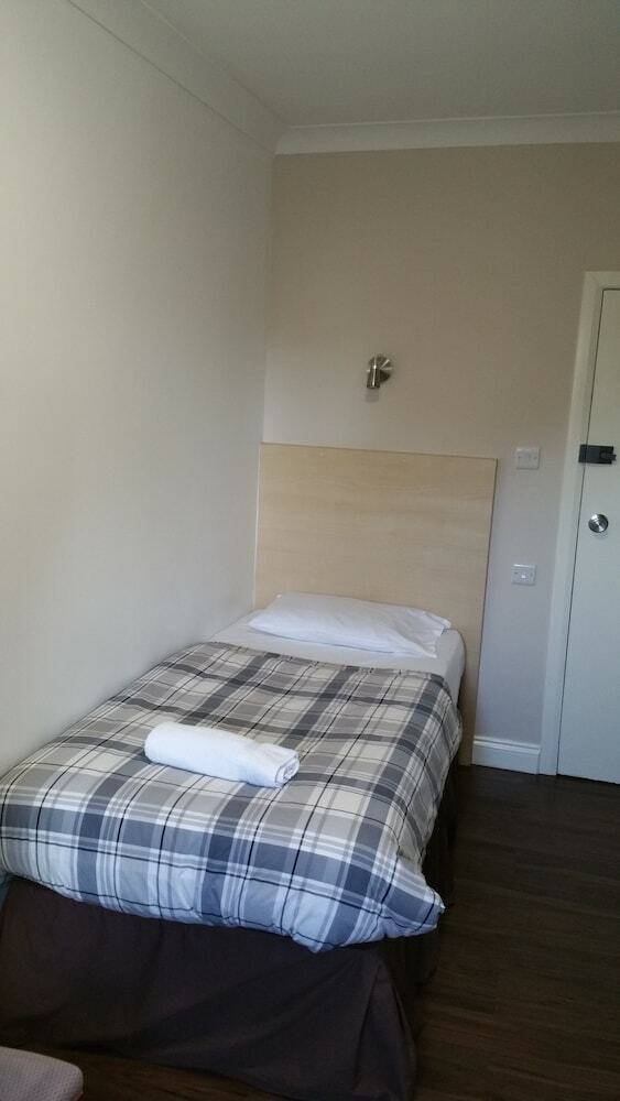 Hostal Lynden Court Hotel - Hostel