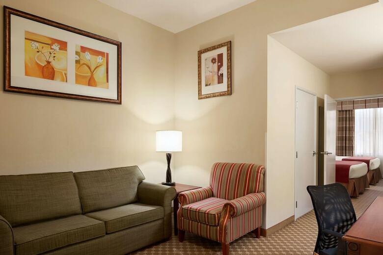 Hotel Country Inn & Suites By Radisson, Crestview, Fl