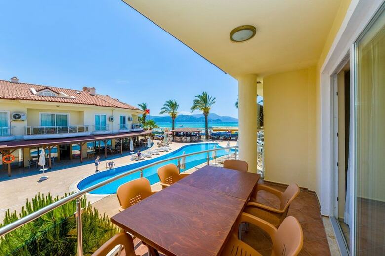 Sunset Beach Villas And Apartments