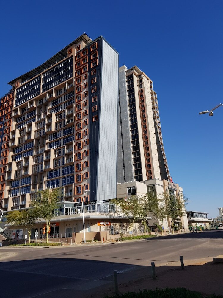Hotel Apartments At Itowers Cbd Gaborone