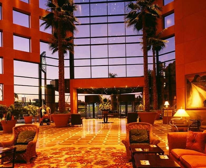 Sheraton Pilar Hotel & Convention Center