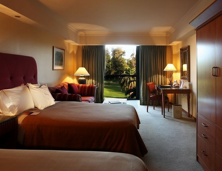 Sheraton Pilar Hotel & Convention Center