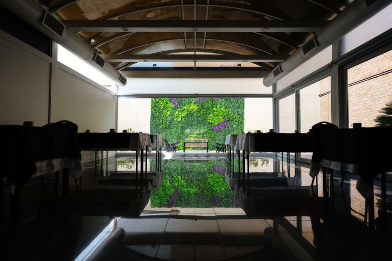 San Nicol�s Plaza Hotel