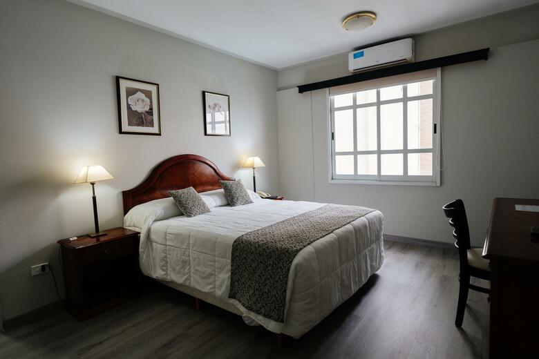 San Nicol�s Plaza Hotel